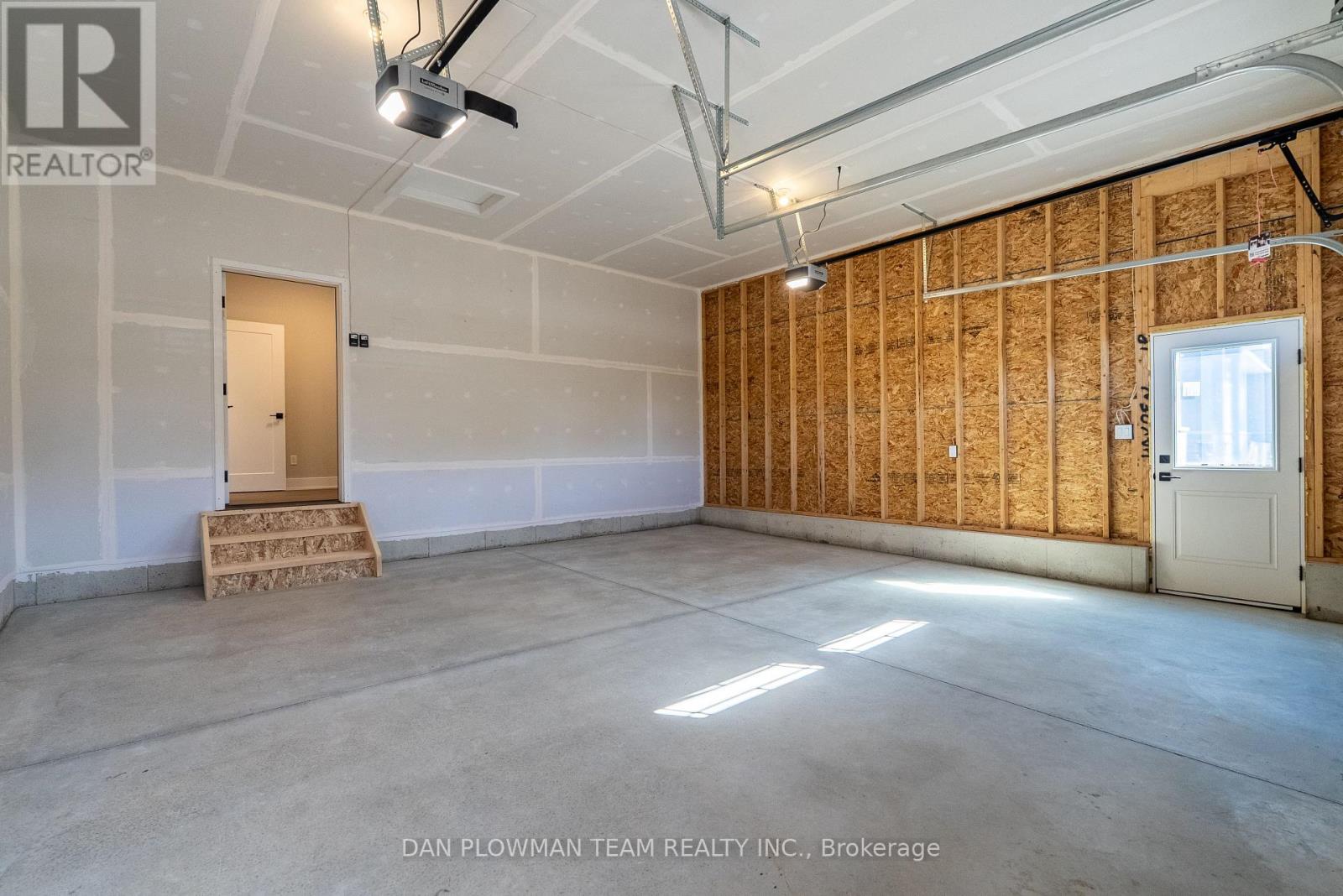 74 Shelley Drive, Kawartha Lakes (Mariposa), Ontario  K0M 2C0 - Photo 36 - X12379895