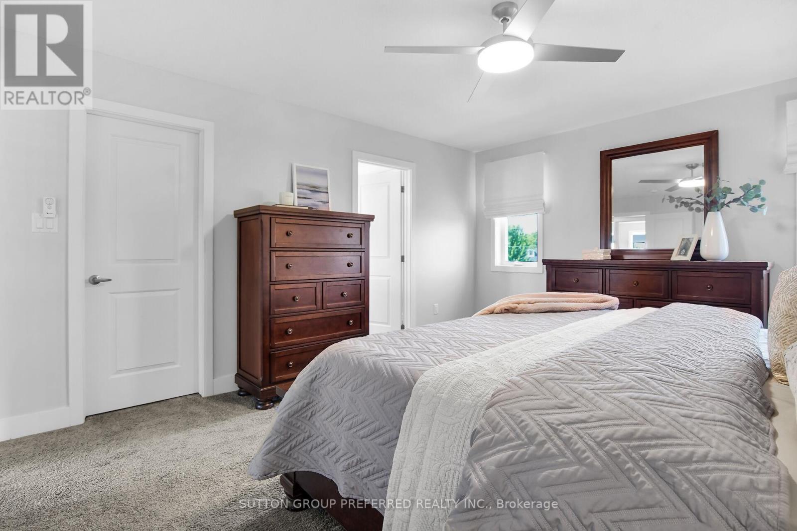 Photo 21 of 45 for 551 Scenic Court