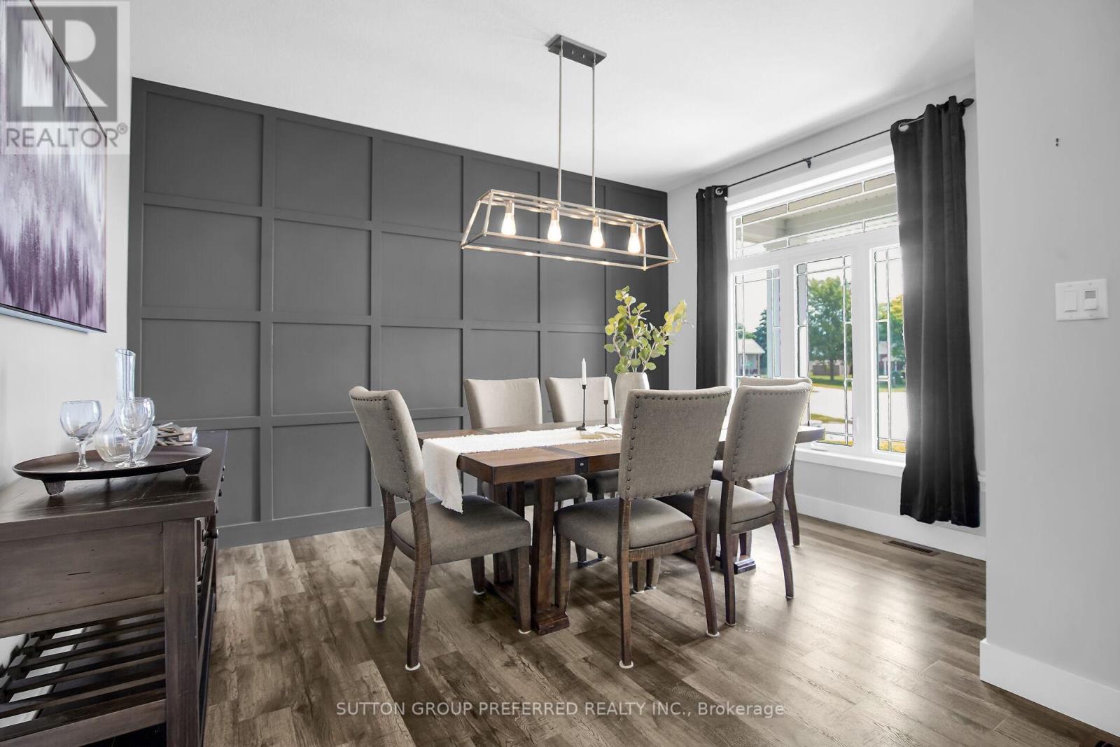 Photo 6 of 45 for 551 Scenic Court