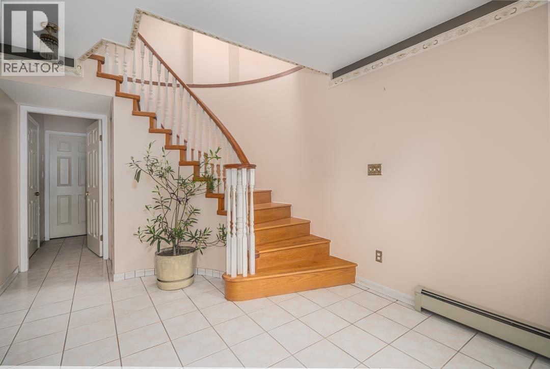 3240 Clive Avenue, Vancouver, British Columbia  V5R 4V2 - Photo 4 - R3043443