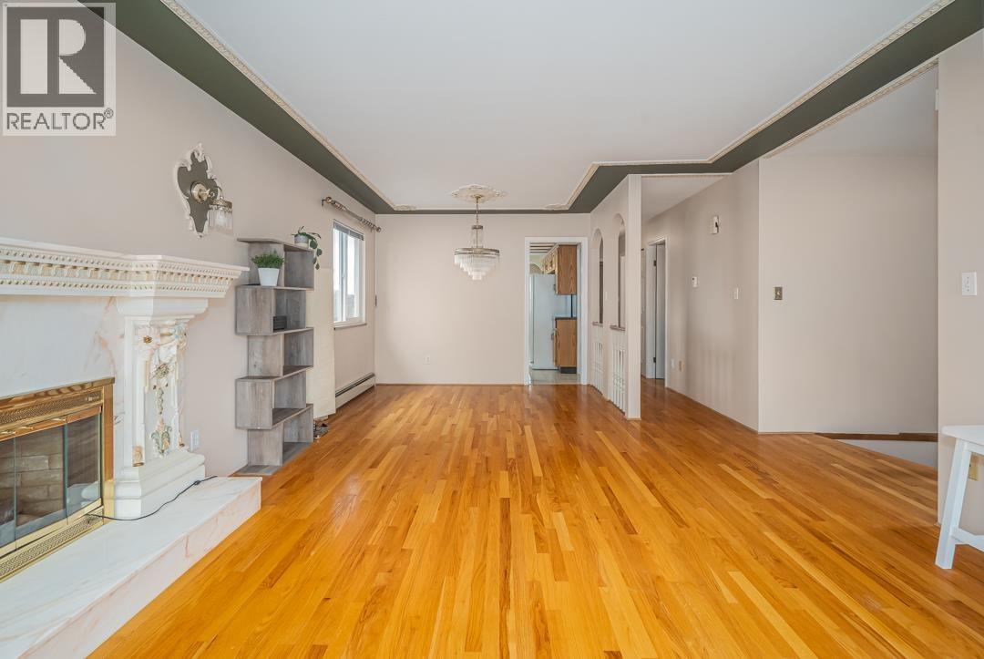 3240 Clive Avenue, Vancouver, British Columbia  V5R 4V2 - Photo 9 - R3043443