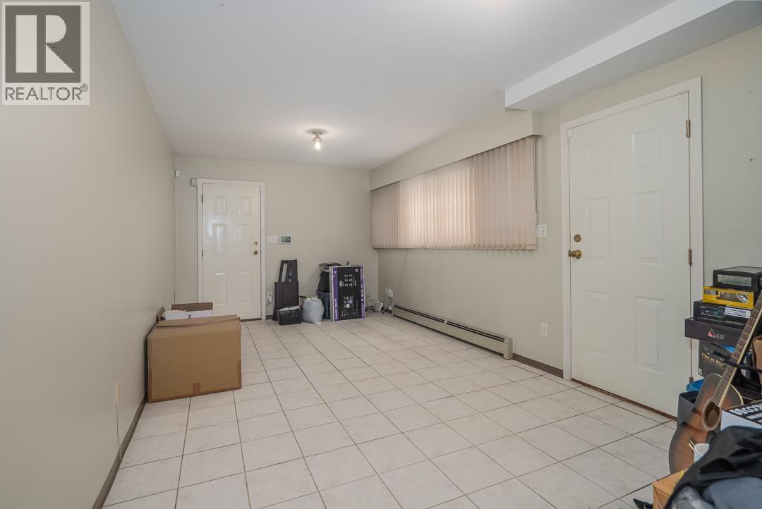 3240 Clive Avenue, Vancouver, British Columbia  V5R 4V2 - Photo 35 - R3043443