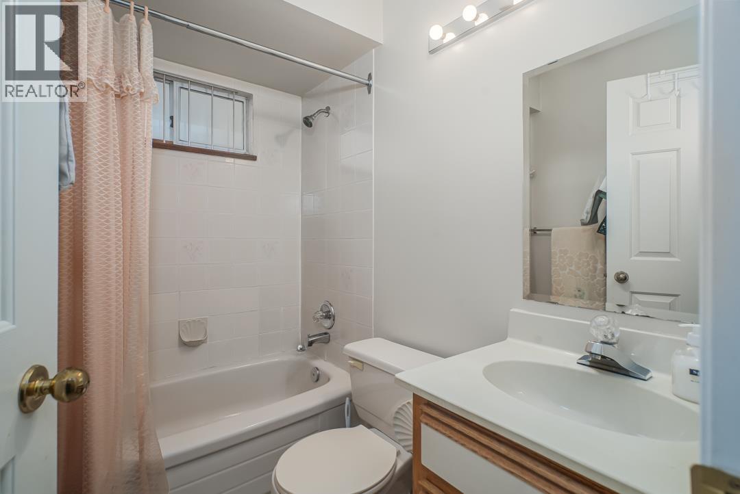 3240 Clive Avenue, Vancouver, British Columbia  V5R 4V2 - Photo 34 - R3043443