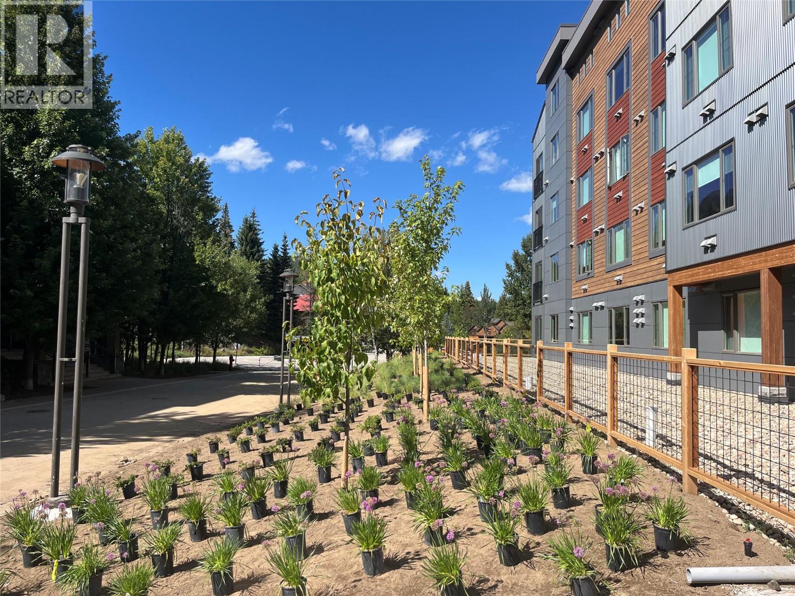 4280 Red Mountain Road Unit# 315, Rossland, British Columbia  V0G 1Y0 - Photo 4 - 10334116