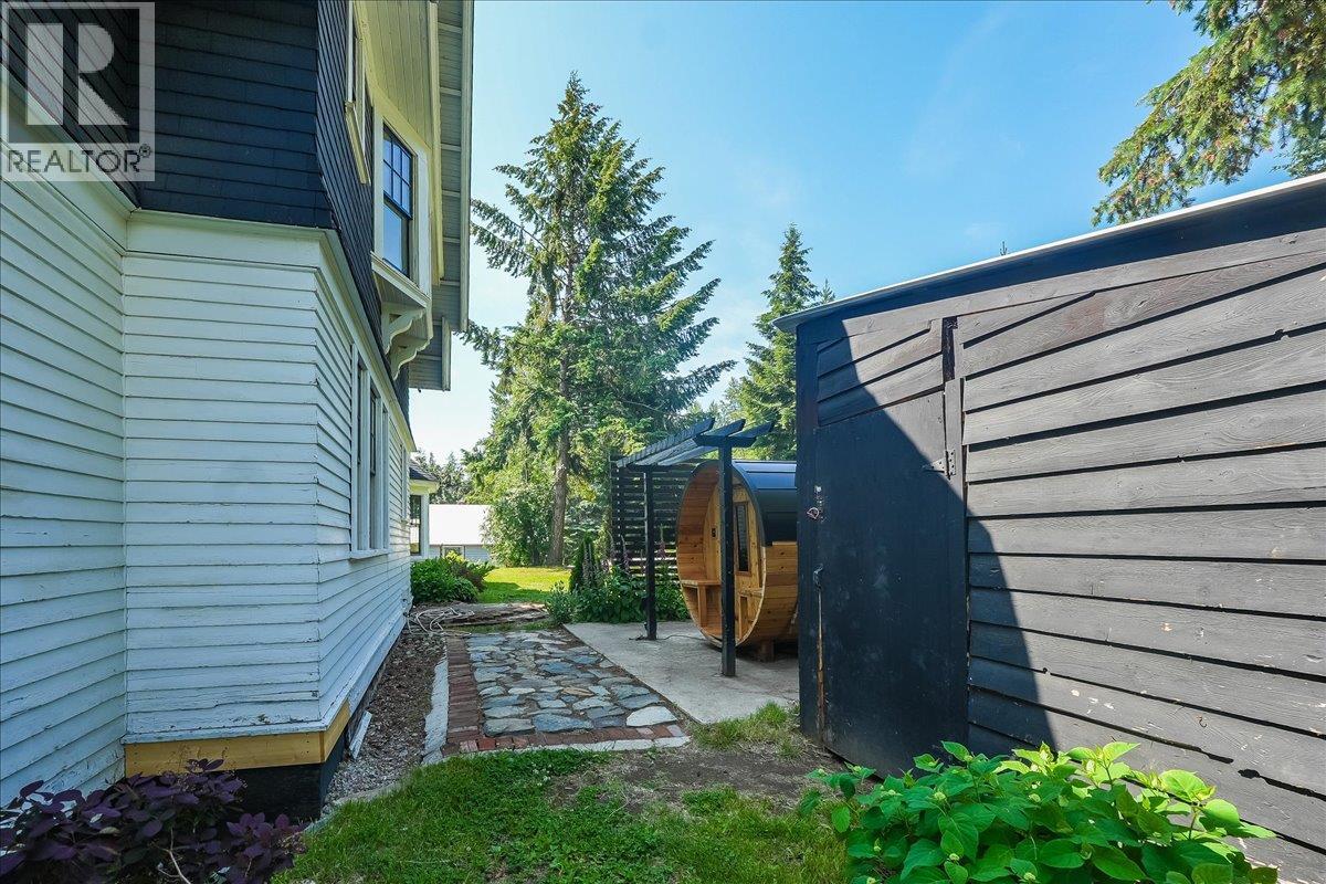 1345 Spokane Street, Rossland, British Columbia  V0G 1Y0 - Photo 68 - 10346634