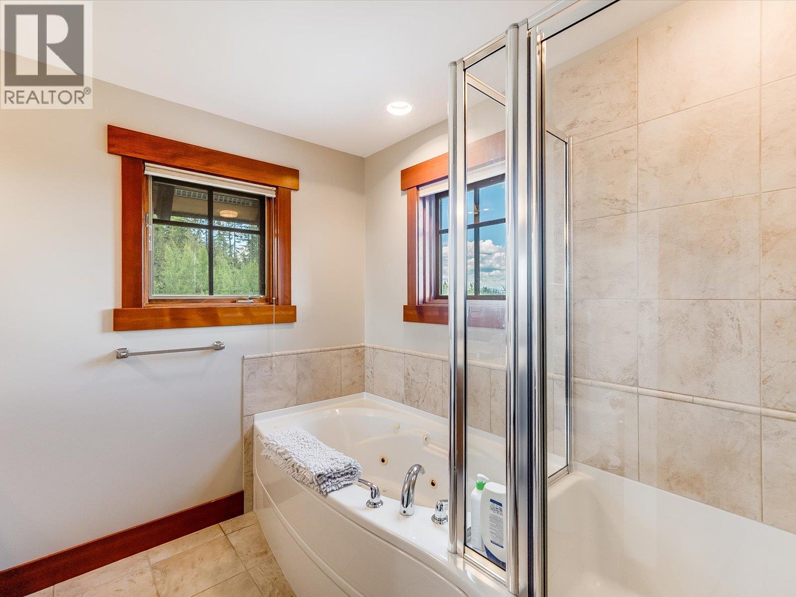 1002 Creekside Terrace Unit# A, Rossland, British Columbia  V0G 1Y0 - Photo 32 - 10349779