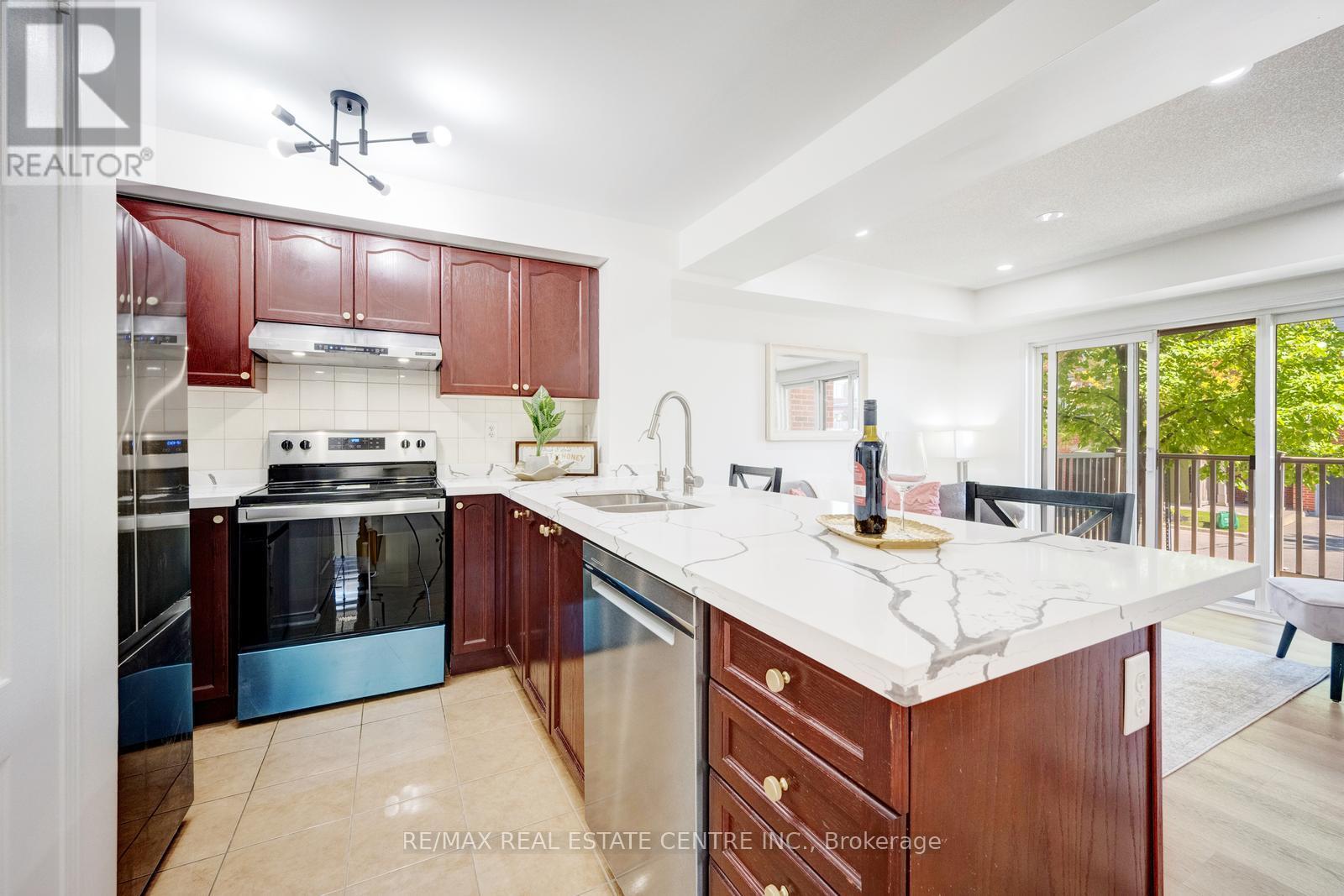 41 - 3250 Bentley Drive, Mississauga, Ontario  L5M 0P7 - Photo 16 - W12375967