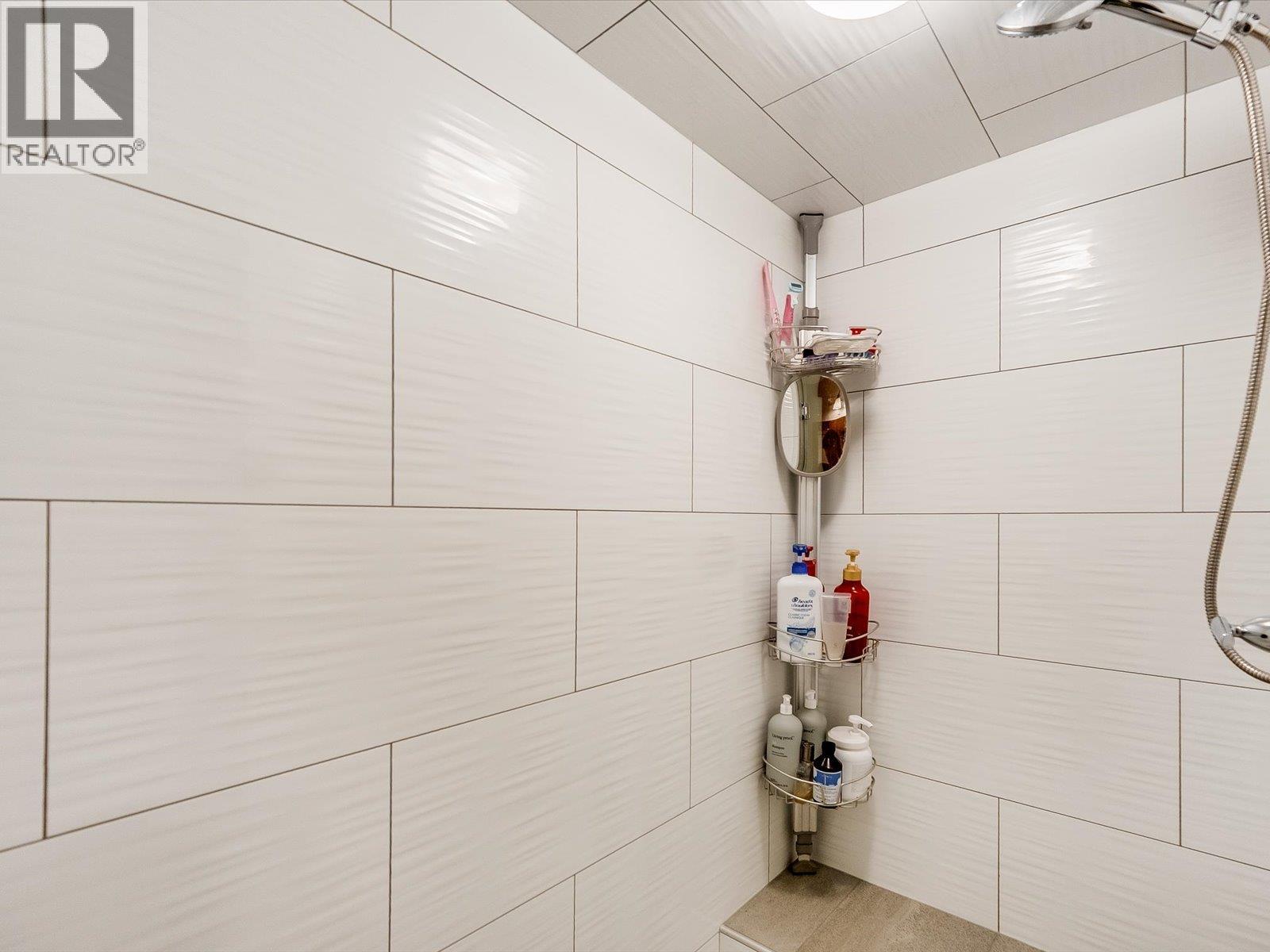 1002 Creekside Terrace Unit# A, Rossland, British Columbia  V0G 1Y0 - Photo 43 - 10349779