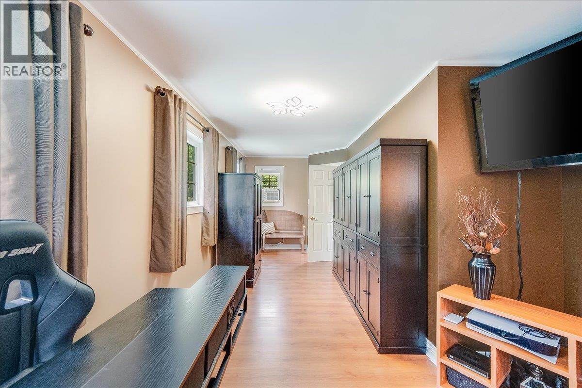 1160 22 Highway, Rossland, British Columbia  V0G 1Y0 - Photo 36 - 10356644