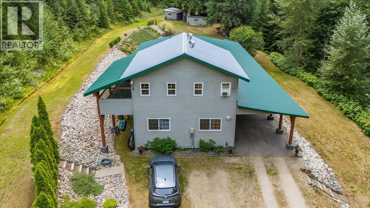 1160 22 Highway, Rossland, British Columbia  V0G 1Y0 - Photo 37 - 10356644