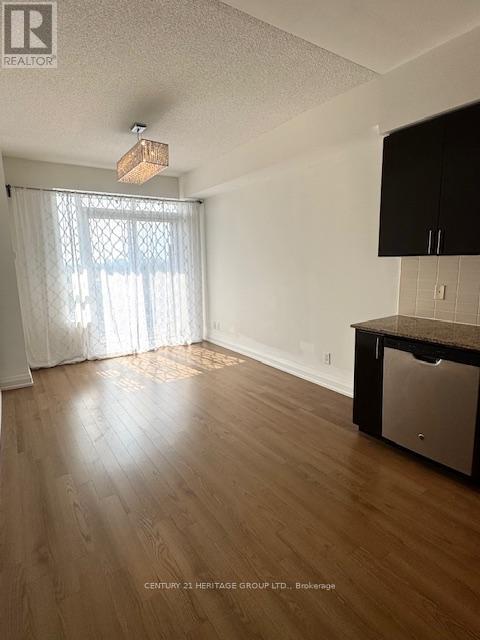 718 - 7161 Yonge Street, Markham, Ontario  L3T 0C8 - Photo 9 - N12317351