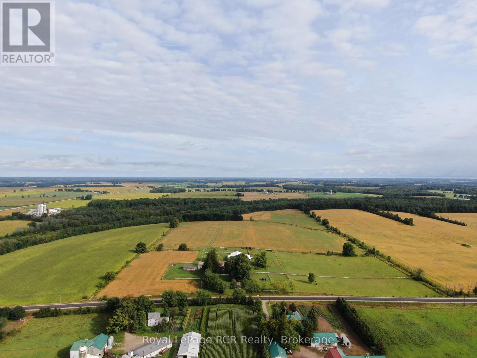 40560 Howick-Turnberry Line, Morris Turnberry, Ontario  N0G 2W0 - Photo 2 - X12378278