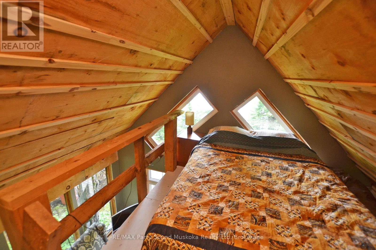 84 Captain Estates Road, Whitestone, Ontario  P0A 1G0 - Photo 38 - X12379737