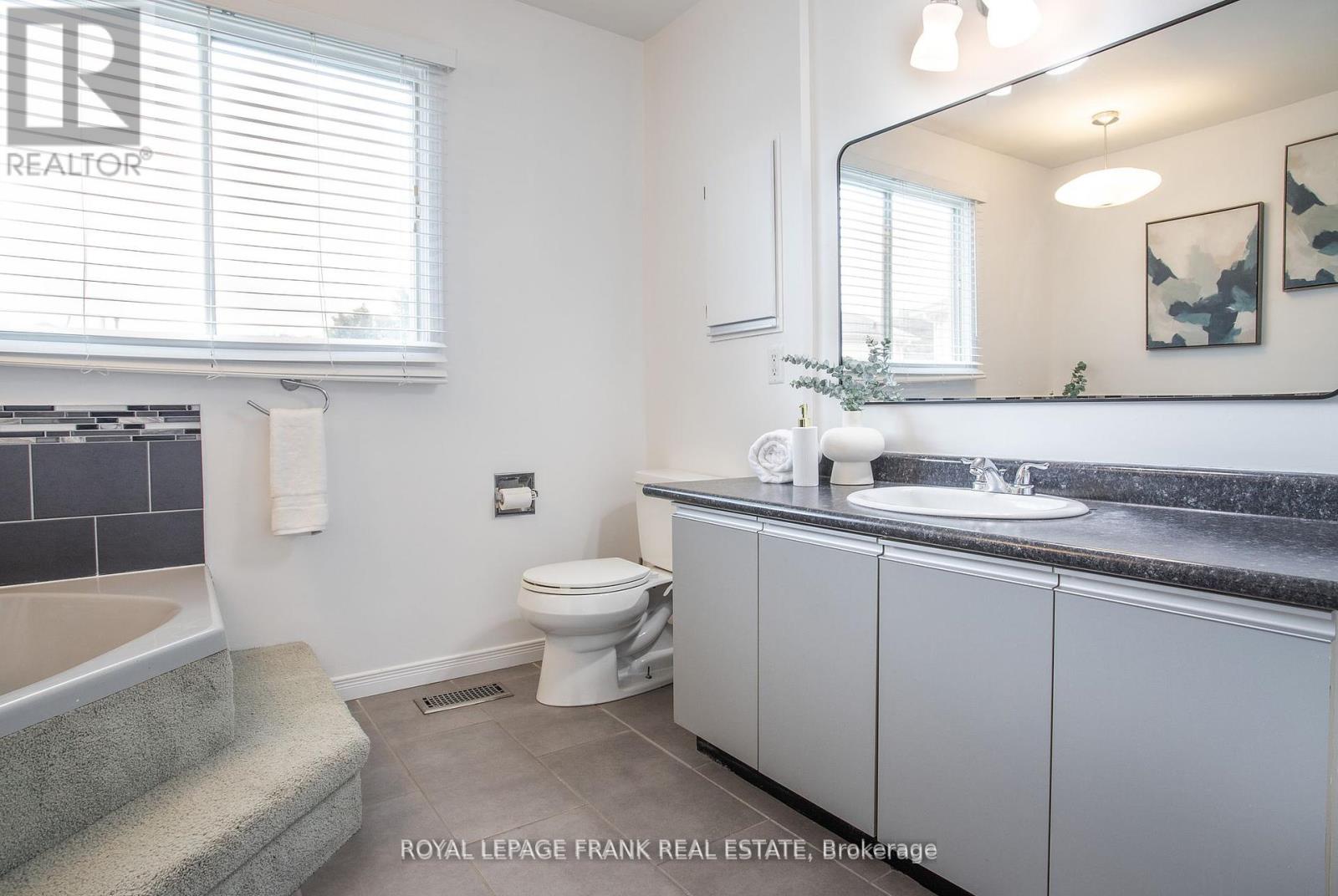 22 Windham Crescent, Clarington, Ontario  L1E 1Y7 - Photo 23 - E12380195