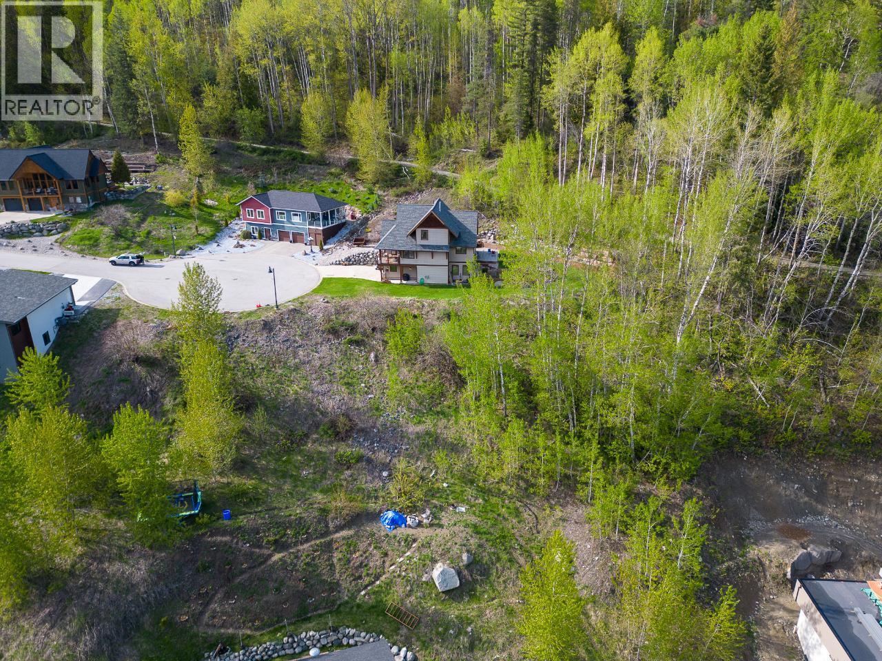 1021 Silvertip Road, Rossland, British Columbia  V0G 1Y0 - Photo 24 - 2470639