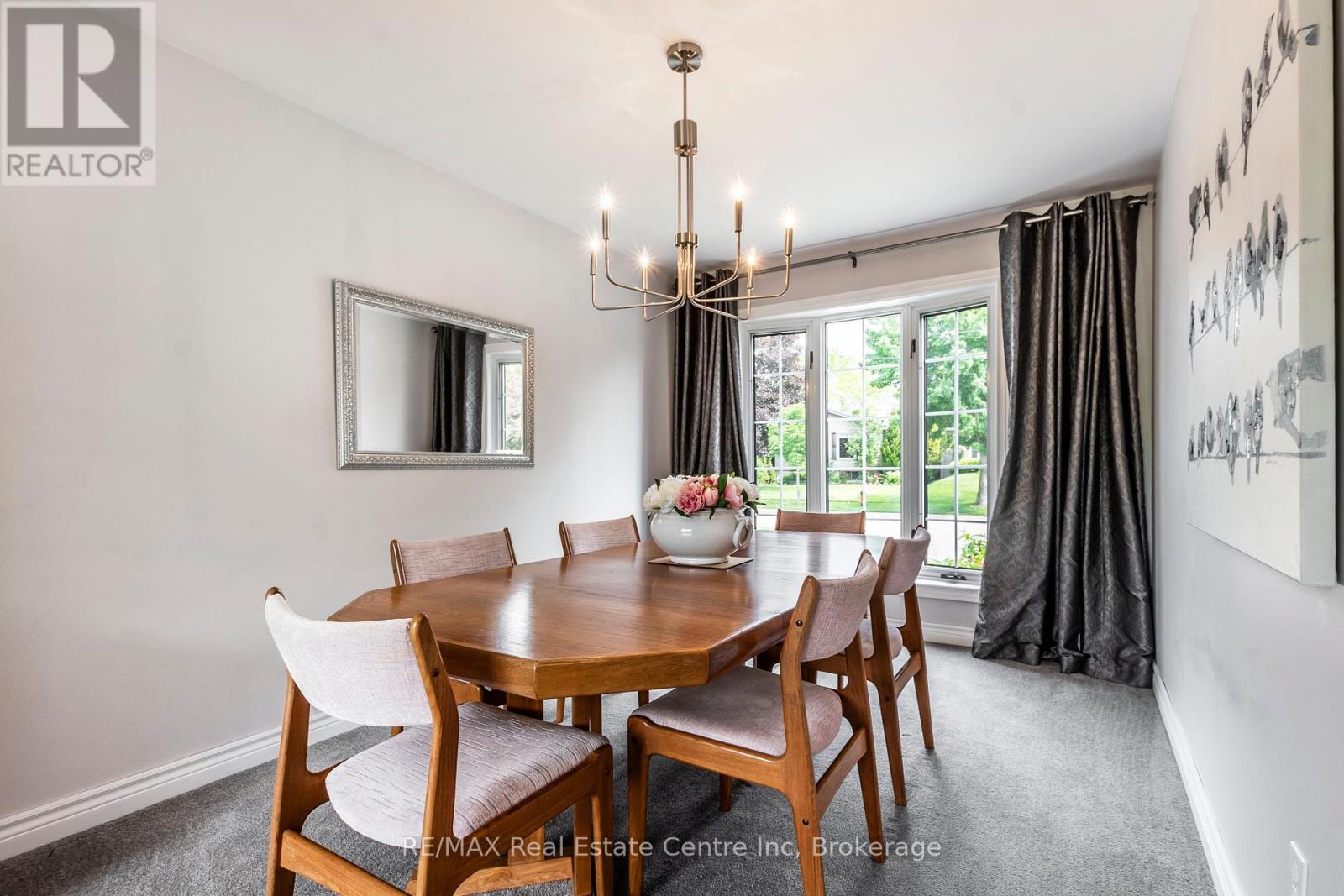 29 Stockman Crescent, Halton Hills, Ontario  L7G 1J5 - Photo 12 - W12380203