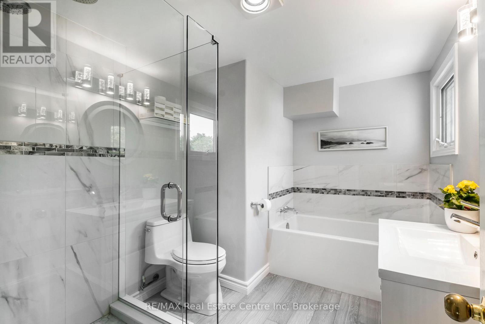 29 Stockman Crescent, Halton Hills, Ontario  L7G 1J5 - Photo 26 - W12380203