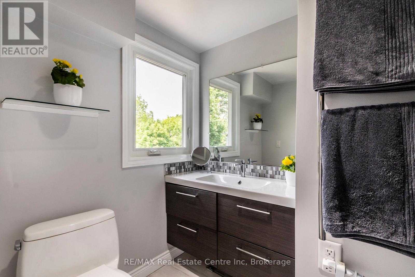 29 Stockman Crescent, Halton Hills, Ontario  L7G 1J5 - Photo 29 - W12380203