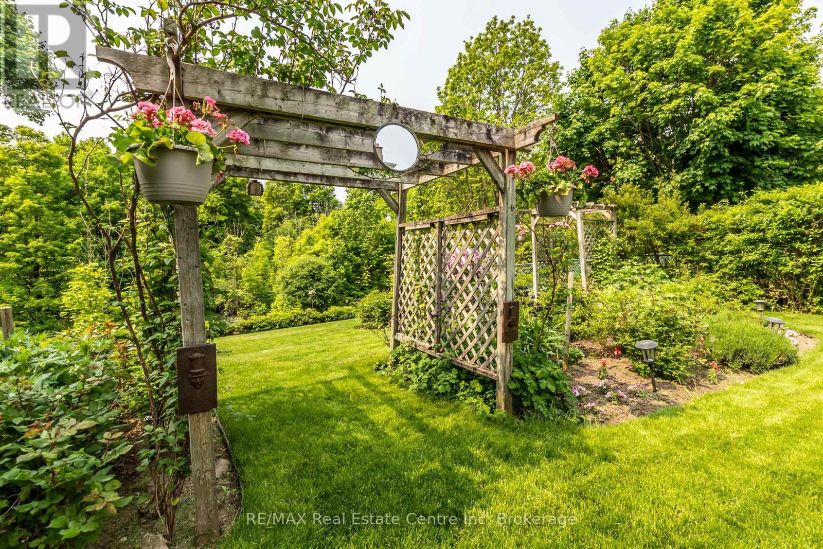 29 Stockman Crescent, Halton Hills, Ontario  L7G 1J5 - Photo 42 - W12380203