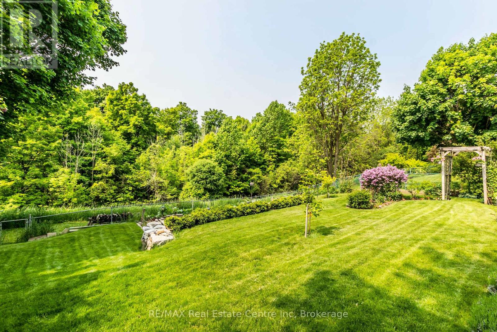 29 Stockman Crescent, Halton Hills, Ontario  L7G 1J5 - Photo 43 - W12380203