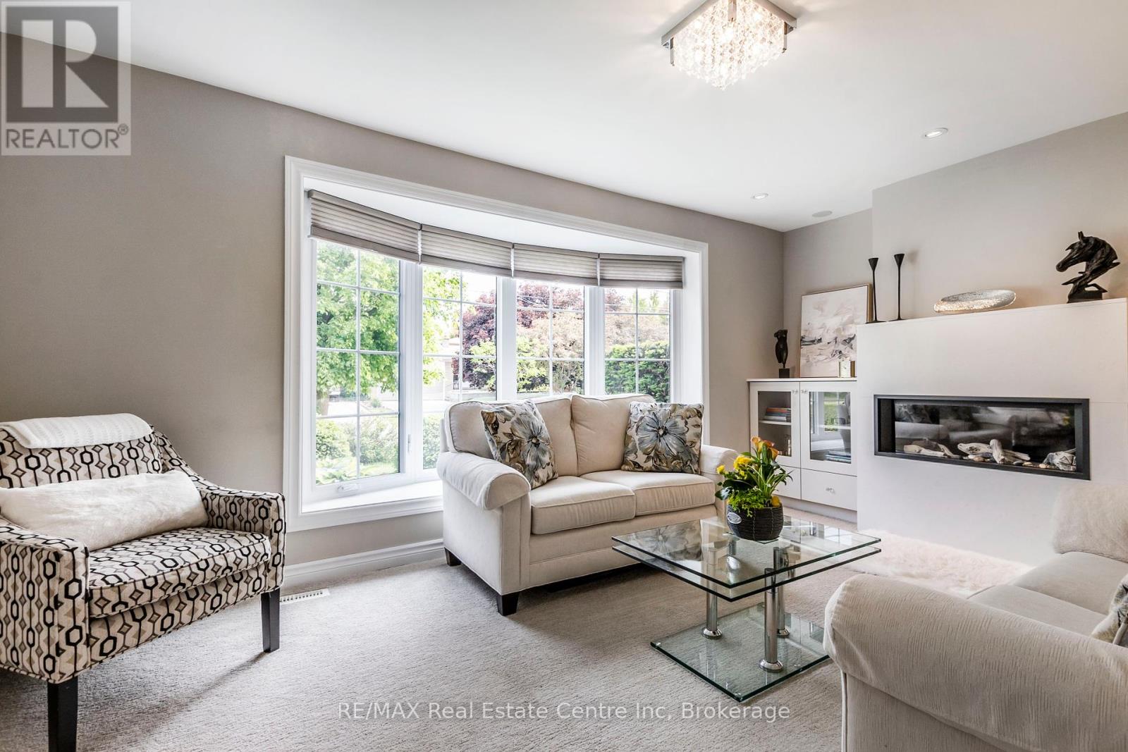 29 Stockman Crescent, Halton Hills, Ontario  L7G 1J5 - Photo 9 - W12380203