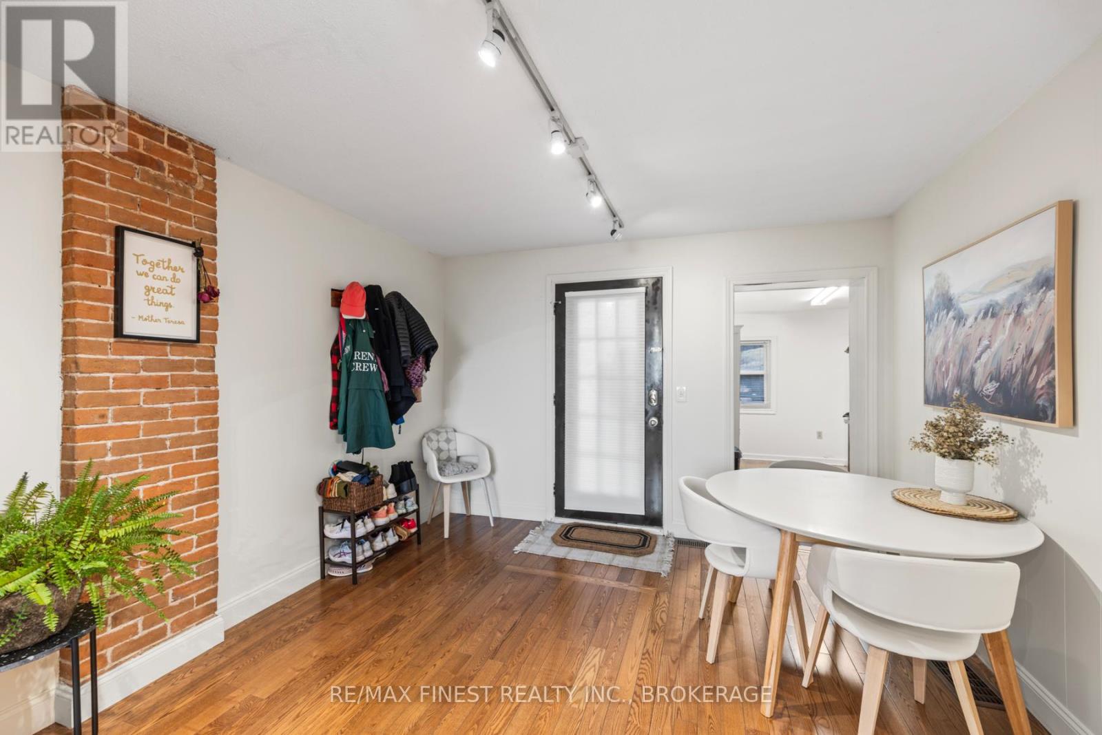 589 King Street W, Kingston, Ontario  K7M 2E6 - Photo 4 - X12380279