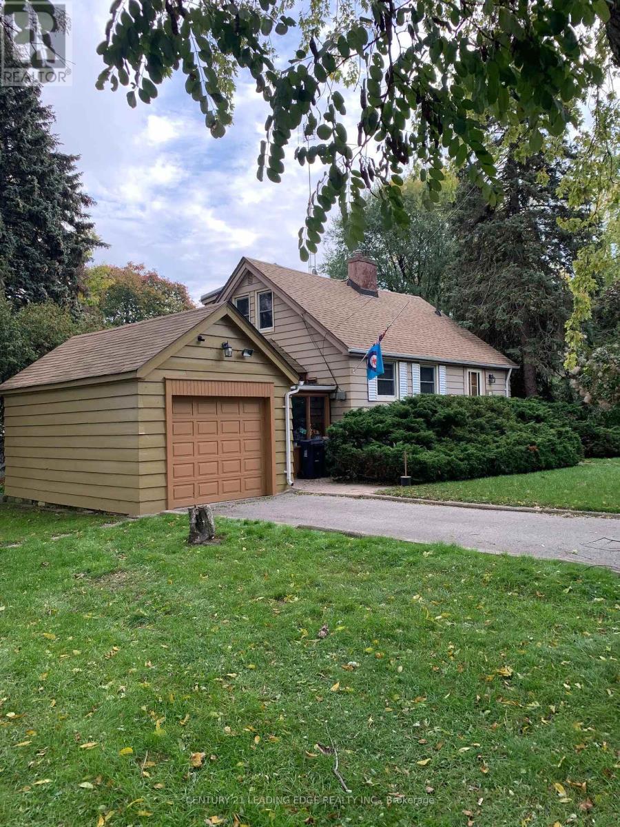 21 Faircroft Boulevard, Toronto, Ontario  M1M 2W9 - Photo 2 - E12373622