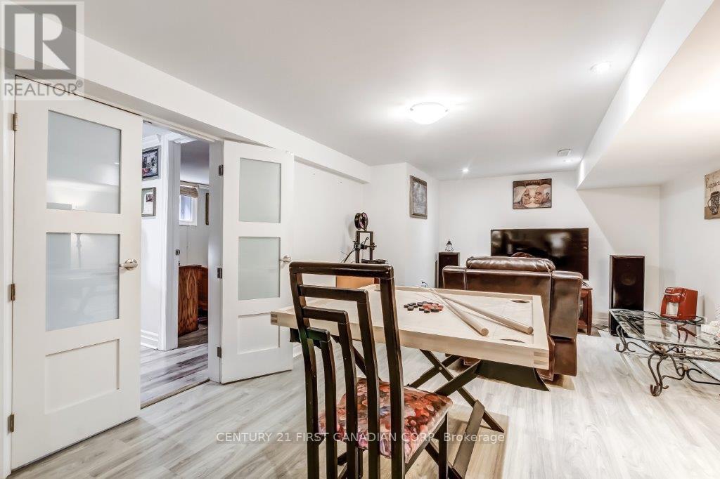 1252 Michael Street, London East, Ontario  N5V 2H5 - Photo 16 - X12380182