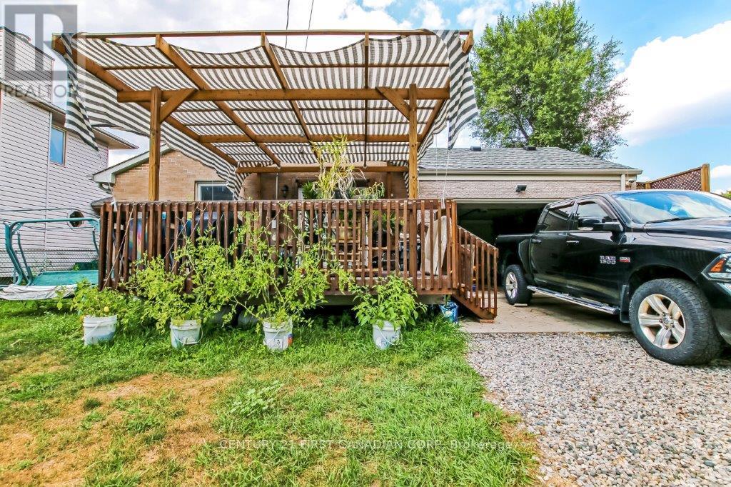 1252 Michael Street, London East, Ontario  N5V 2H5 - Photo 26 - X12380182