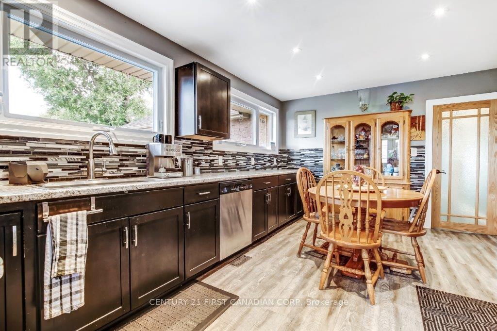 1252 Michael Street, London East, Ontario  N5V 2H5 - Photo 6 - X12380182