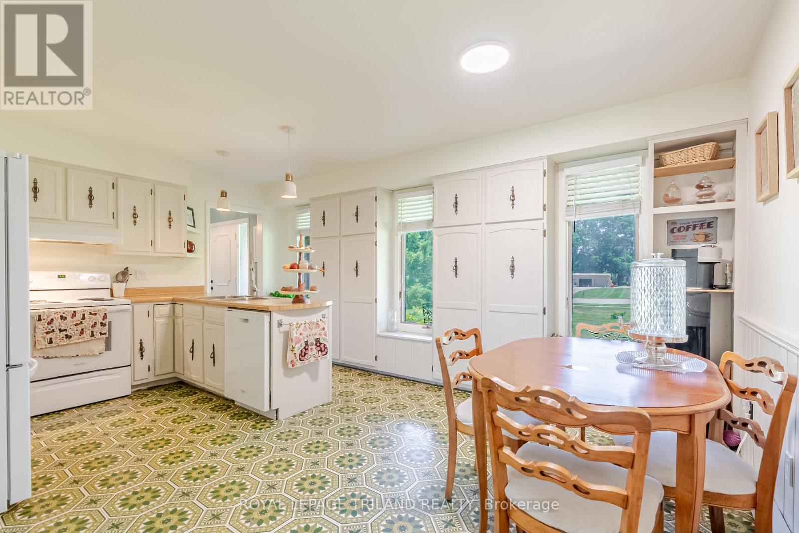 12053 Whittaker Road, Malahide (Springfield), Ontario  N0L 2J0 - Photo 18 - X12380206