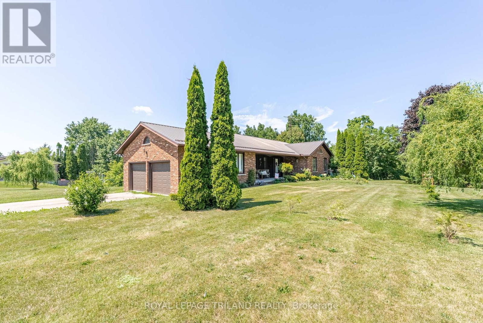 12053 Whittaker Road, Malahide (Springfield), Ontario  N0L 2J0 - Photo 3 - X12380206