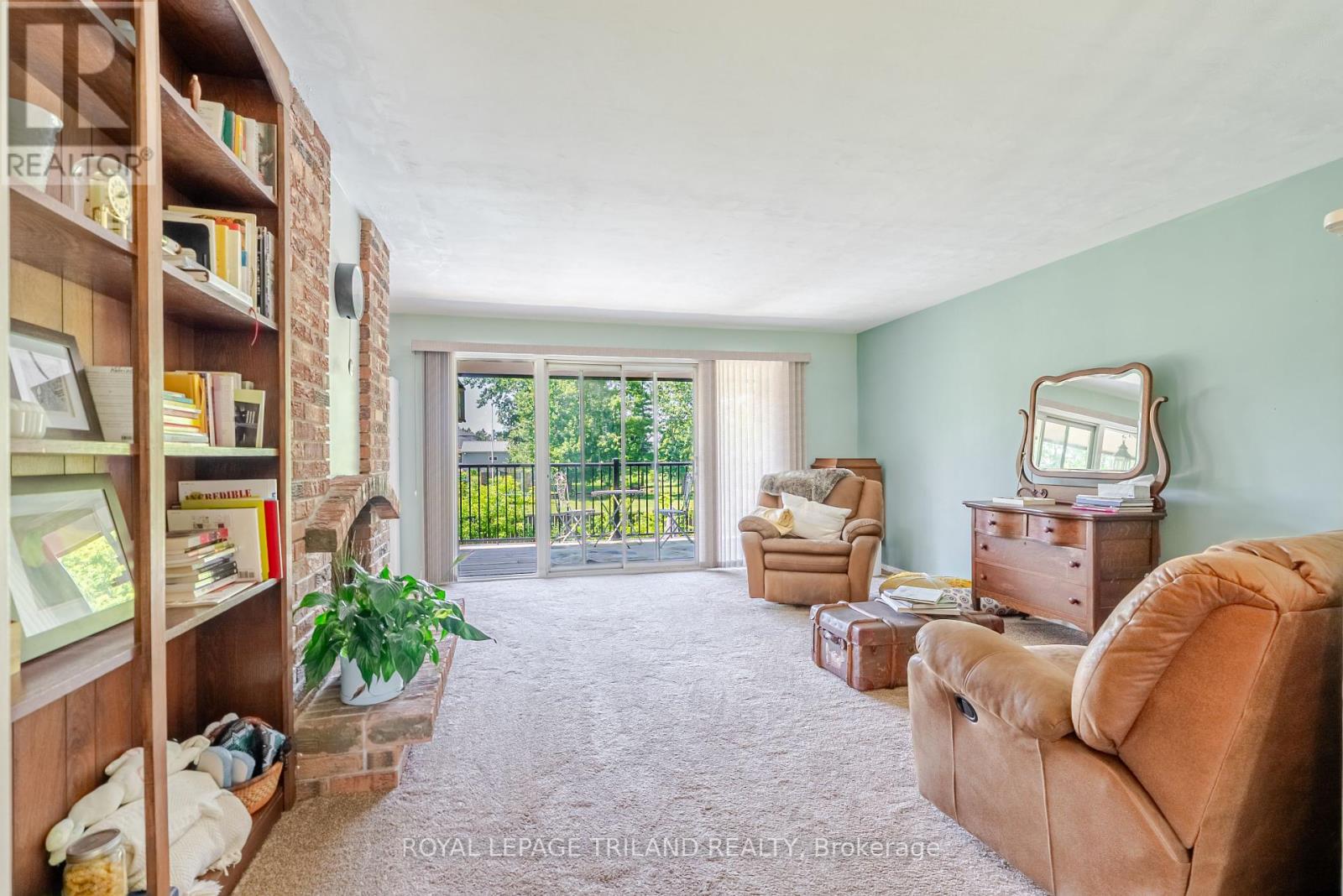 12053 Whittaker Road, Malahide (Springfield), Ontario  N0L 2J0 - Photo 8 - X12380206