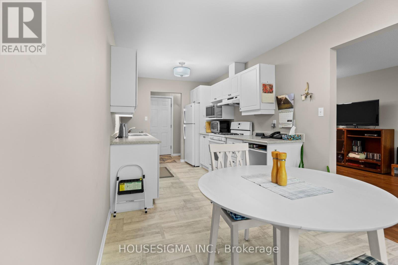 44 - 601 Grenfell Drive, London North, Ontario  N5X 4E5 - Photo 20 - X12380247