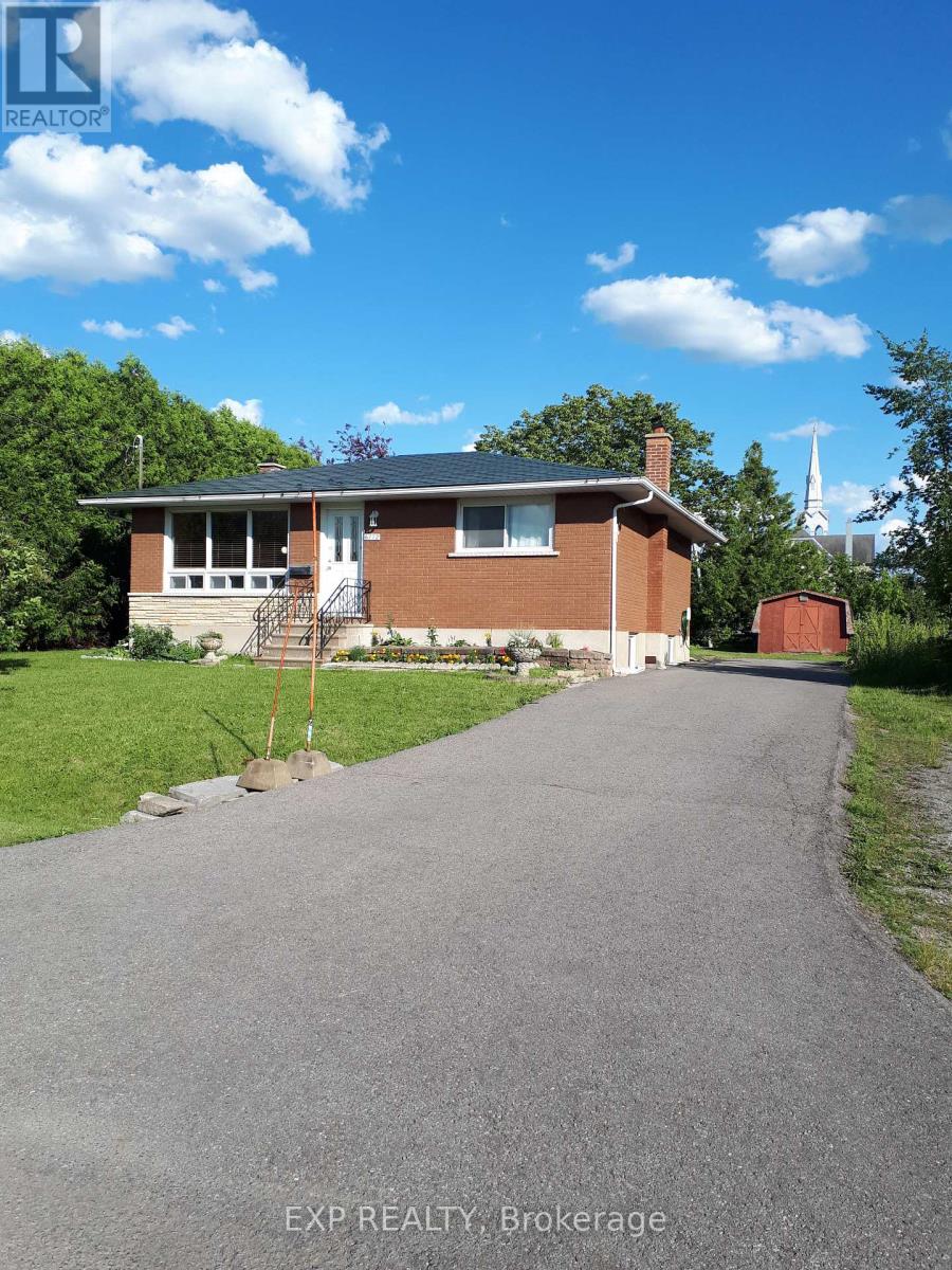6772 Rocque Street, Ottawa, Ontario  K1C 1A2 - Photo 3 - X12380180