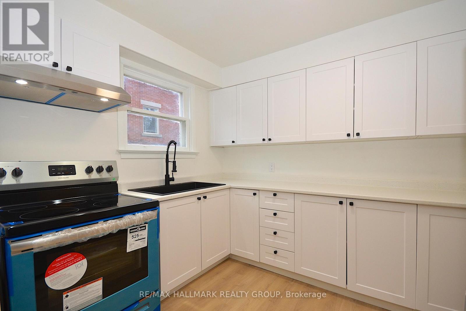114 Lebrun Street, Ottawa, Ontario  K1L 5C9 - Photo 18 - X12380202