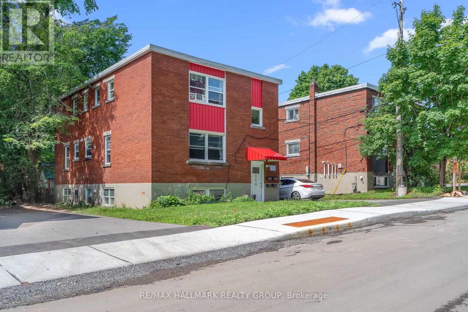 114 Lebrun Street, Ottawa, Ontario  K1L 5C9 - Photo 2 - X12380202