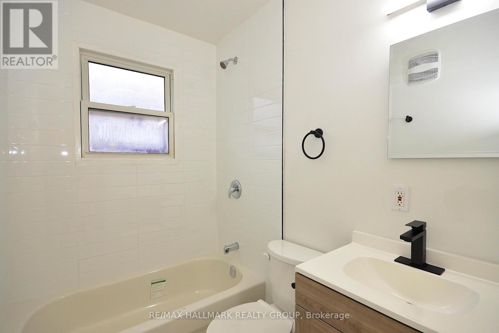 114 Lebrun Street, Ottawa, Ontario  K1L 5C9 - Photo 26 - X12380202