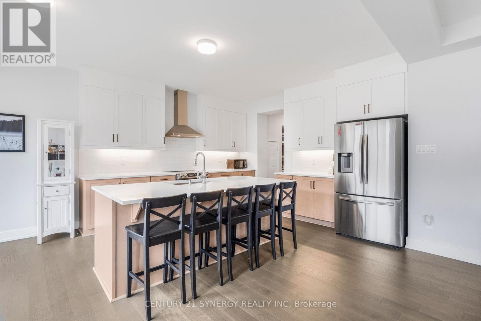 814 Crossgate Street, Ottawa, Ontario  K2J 7E3 - Photo 14 - X12380213