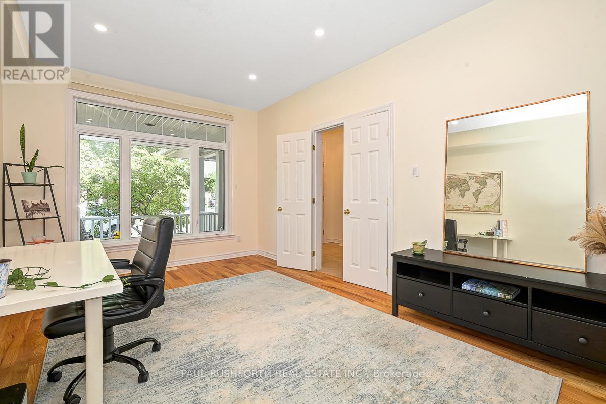843 Long Point Circle, Ottawa, Ontario  K1T 4G1 - Photo 6 - X12380253