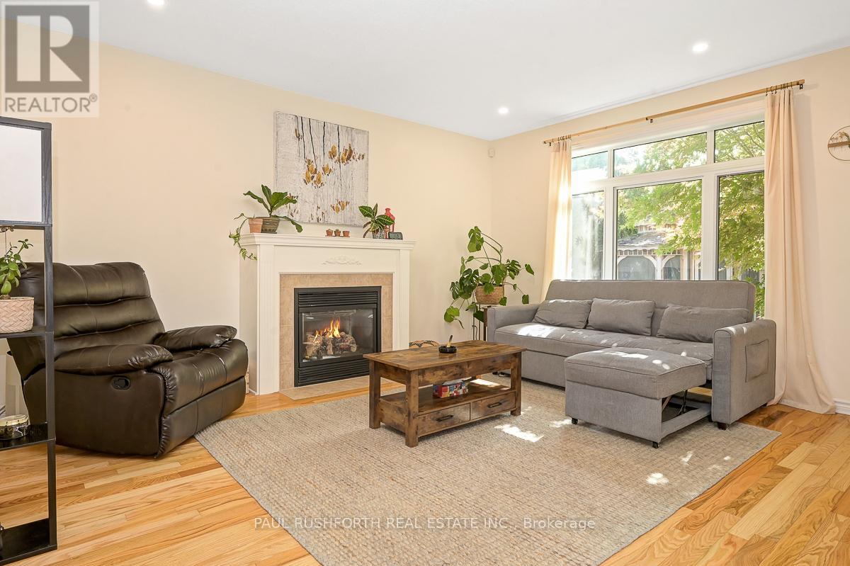 843 Long Point Circle, Ottawa, Ontario  K1T 4G1 - Photo 7 - X12380253