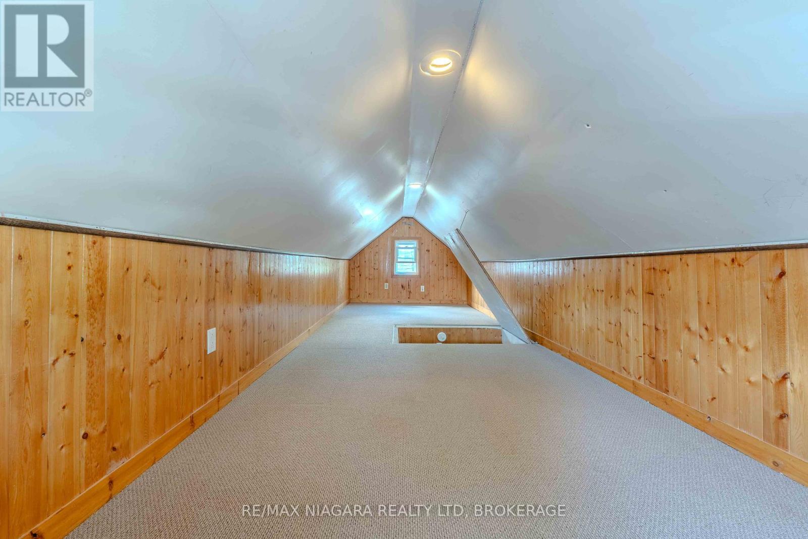 8 Garner Avenue, Welland, Ontario  L3B 2X6 - Photo 29 - X12380158