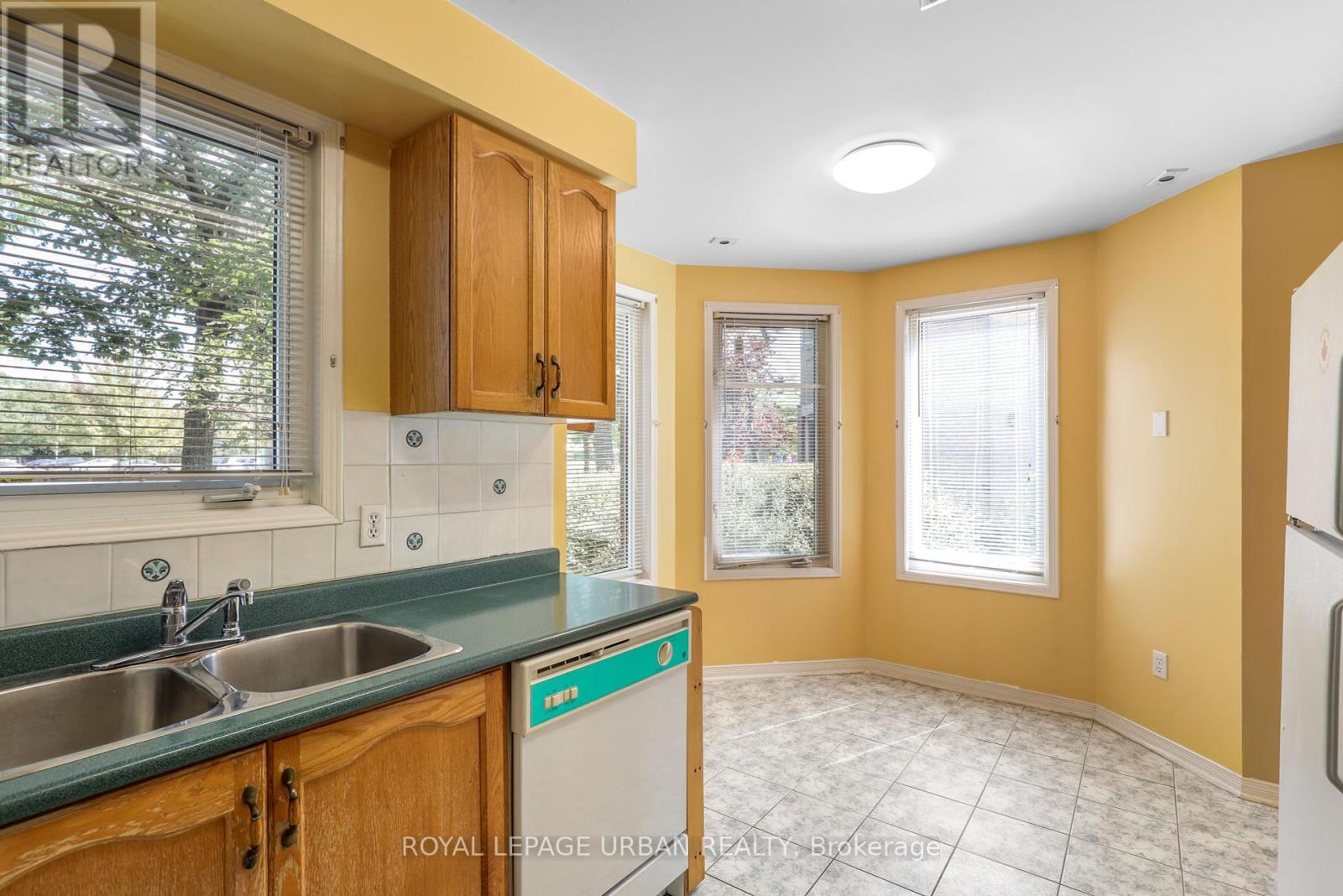 1015 - 28 Rosebank Drive, Toronto, Ontario  M1B 5Z1 - Photo 12 - E12376224