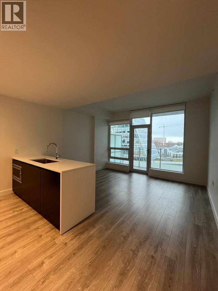 853 6328 No3 Road, Richmond, British Columbia  V6Y 0L6 - Photo 3 - R3043545