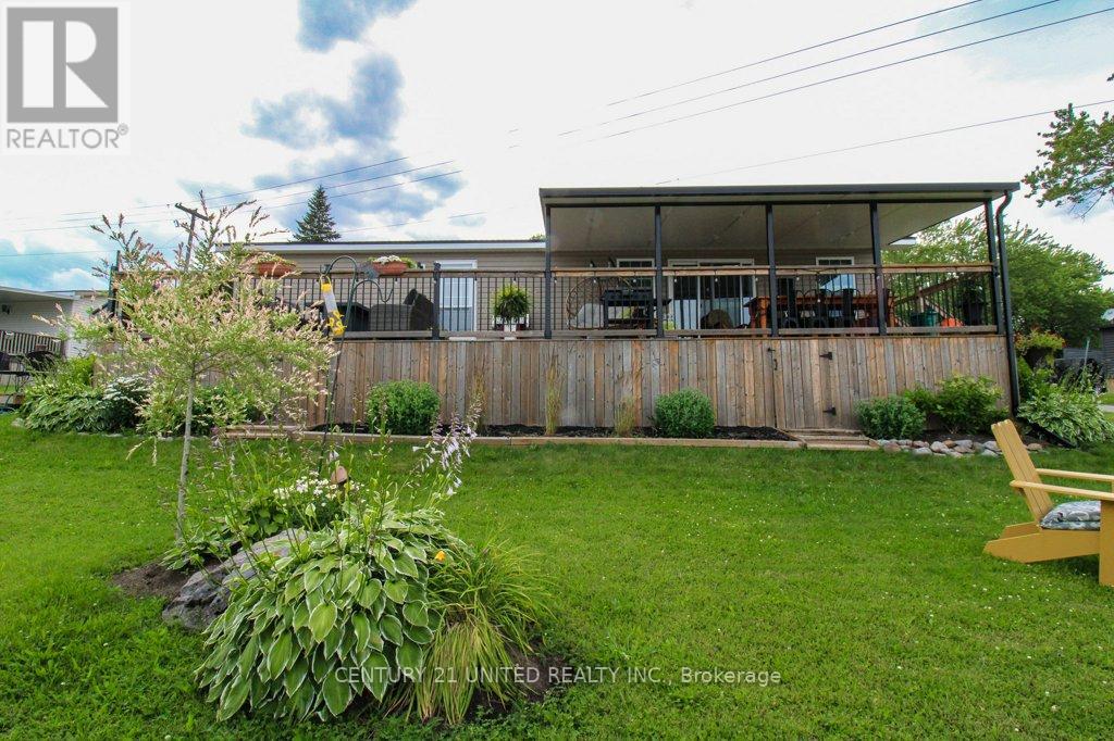 5 Marina Cres - 920 Skyline Road, Selwyn, Ontario  K0L 1T0 - Photo 3 - X12371035