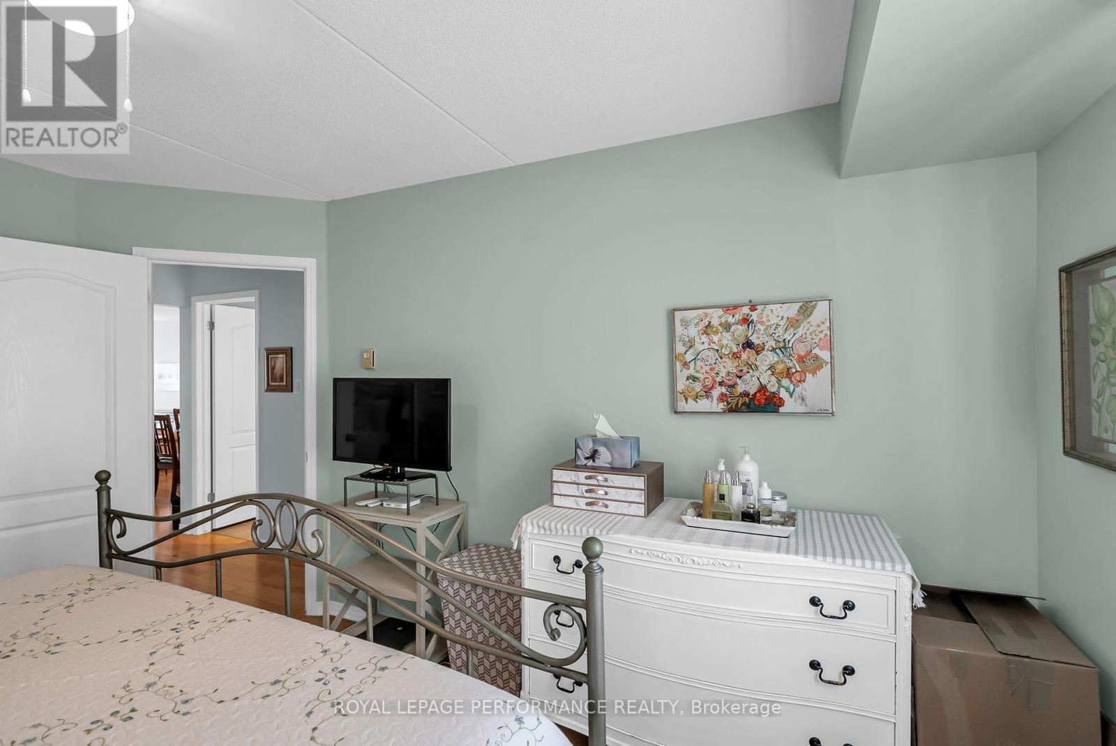 3 - 15 First Street W, Cornwall, Ontario  K6J 1B8 - Photo 20 - X12380260