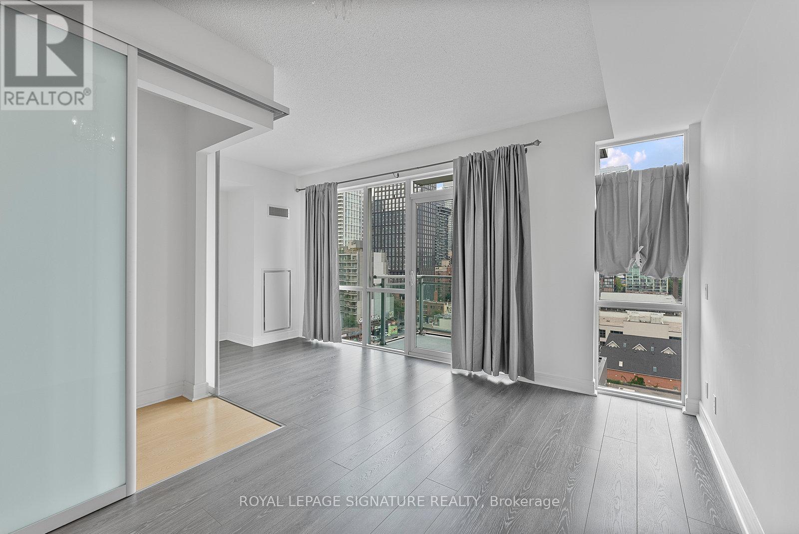 N1104 - 116 George Street, Toronto, Ontario  M5A 3S2 - Photo 3 - C12380087