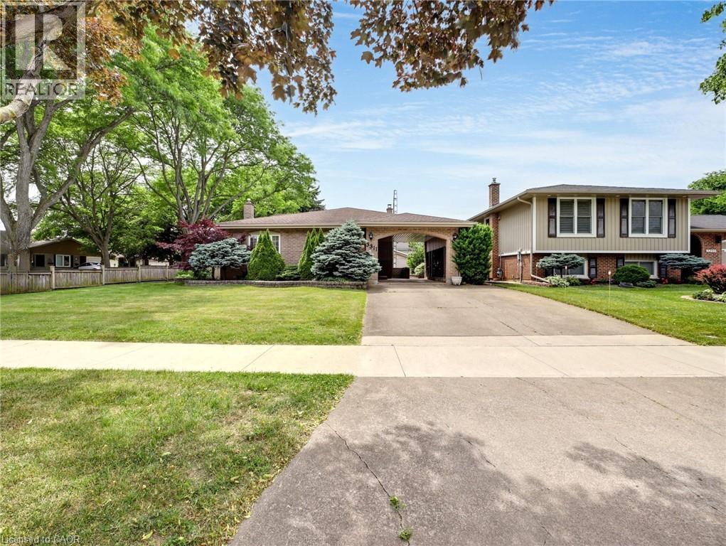 3311 Fairway Road, Niagara Falls, Ontario  L2J 3R5 - Photo 1 - 40765585