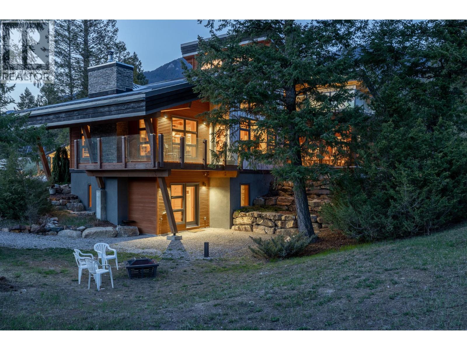 4 - 2400 Kootenay Rd No 3 Road, Invermere, British Columbia  V0B 2L2 - Photo 2 - 10359027