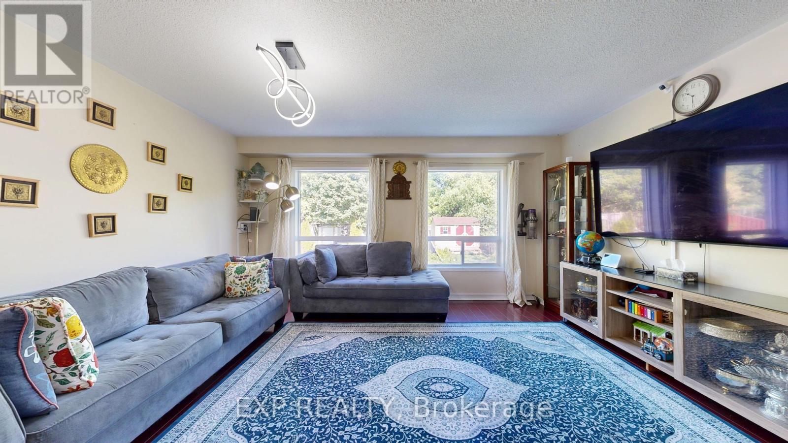 96 Conn Smythe Drive, Toronto, Ontario  M1J 3P5 - Photo 7 - E12380122